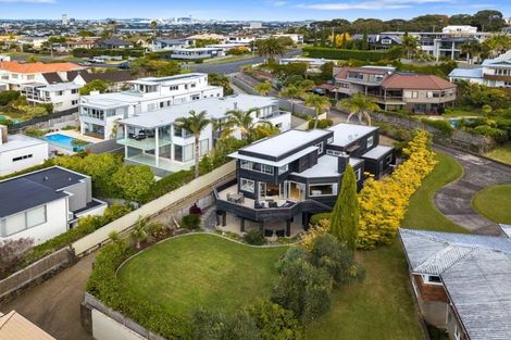 Photo of property in 44 Castor Bay Road, Castor Bay, Auckland, 0620