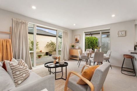 Photo of property in 2/70 Saint Martins Road, Saint Martins, Christchurch, 8022