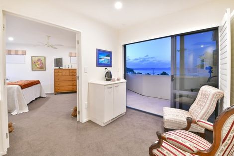 Photo of property in 13 Joydon Place, Stanmore Bay, Whangaparaoa, 0932