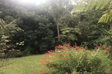 Photo of property in 24 Valley Road, Northcote, Auckland, 0626