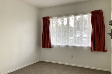 Photo of property in 17 Camrose Place, Glenfield, Auckland, 0629