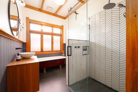 Photo of property in 77 Te Aroha Street, Hamilton East, Hamilton, 3216