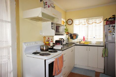Photo of property in 6 Mangos Place, Pakuranga, Auckland, 2010