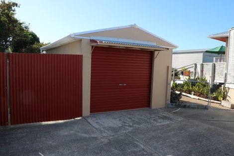 Photo of property in 14 Andresen Street, Foxton Beach, Foxton, 4815