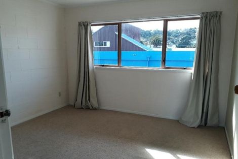 Photo of property in 10/773 Beach Road, Browns Bay, Auckland, 0630
