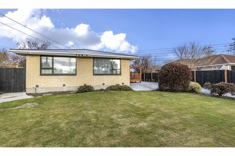 Photo of property in 25 Stackhouse Avenue, Bishopdale, Christchurch, 8053