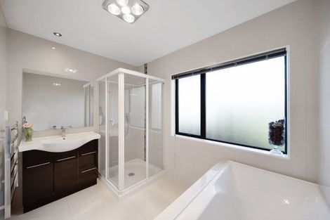 Photo of property in 69 Capriana Drive, Karaka, Papakura, 2113