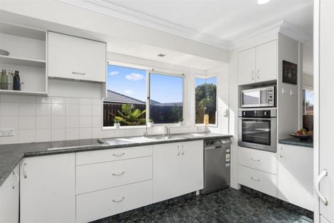 Photo of property in 38 Haven Grove, Papamoa Beach, Papamoa, 3118