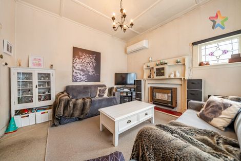 Photo of property in 12 Heath Grove, Waiwhetu, Lower Hutt, 5010