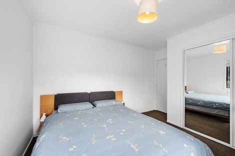 Photo of property in 3/100 Royal Road, Massey, Auckland, 0614