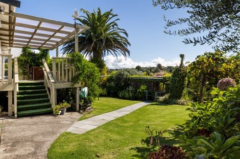 Photo of property in 1 Winiata Street, Brookfield, Tauranga, 3110