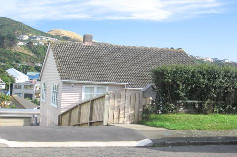 Photo of property in 9a Fisher Street, Johnsonville, Wellington, 6037