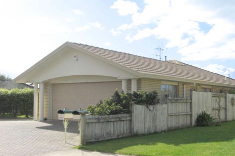 Photo of property in 35 Ocean Crest, Papamoa Beach, Papamoa, 3118