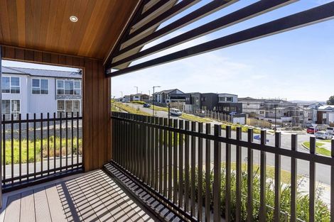 Photo of property in 11 Bremner Ridge Street, Flat Bush, Auckland, 2019