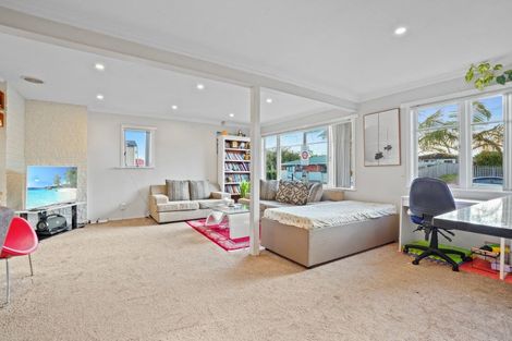 Photo of property in 5 Cornwall Road, Papatoetoe, Auckland, 2025