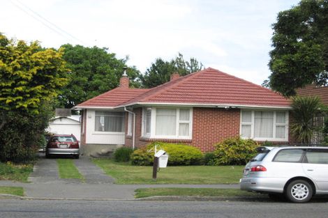 Photo of property in 72 Cutts Road, Russley, Christchurch, 8042