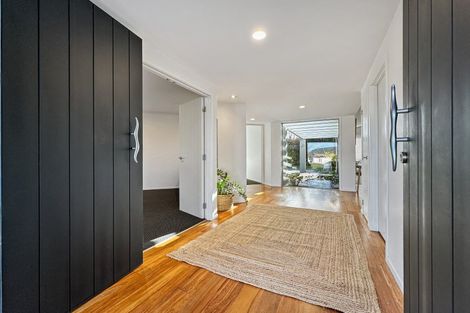 Photo of property in 26 Montgomery Crescent, Kinloch, Taupo, 3377