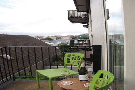 Photo of property in 8/37 Majoribanks Street, Mount Victoria, Wellington, 6011