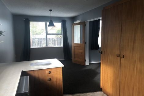 Photo of property in 1/3 Arran Crescent, Woolston, Christchurch, 8062