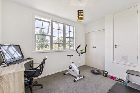 Photo of property in 168 Sandwich Road, St Andrews, Hamilton, 3200