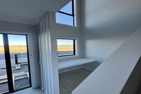 Photo of property in 6 Atutahi Lane, Papamoa Beach, Papamoa, 3118