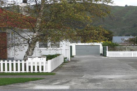 Photo of property in 2/22 Rata Street, Naenae, Lower Hutt, 5011