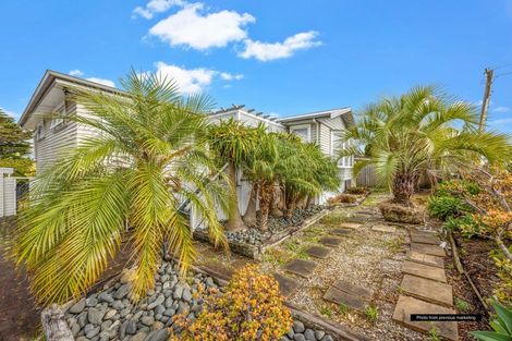 Photo of property in 1a Pleasant Road, Glen Eden, Auckland, 0602