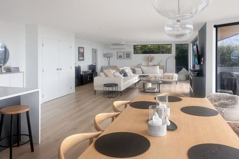 Photo of property in 3 Sanscrit Place, Richmond Hill, Christchurch, 8081