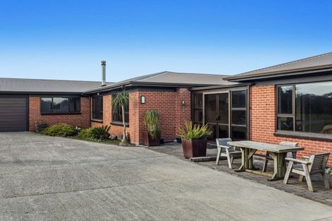 Photo of property in 97 East Bank Road, Edgecumbe, Whakatane, 3193