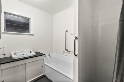 Photo of property in 1a Shamrock Street, Napier South, Napier, 4110