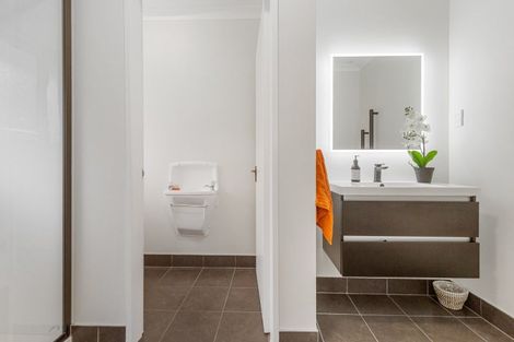 Photo of property in 58 Highbury Drive, Levin, 5510