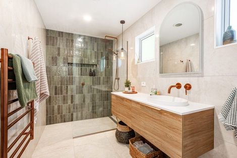 Photo of property in 31a Nikau Street, Eastbourne, Lower Hutt, 5013