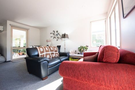 Photo of property in 75 Kent Street, Picton, 7220