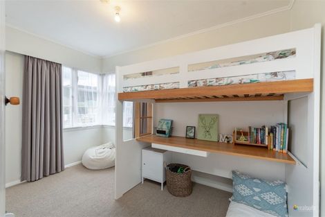 Photo of property in 19 Newcombe Street, Naenae, Lower Hutt, 5011