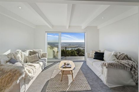 Photo of property in 249 Cannon Hill Crescent, Mount Pleasant, Christchurch, 8081