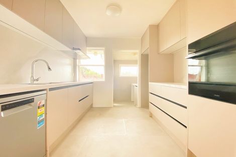 Photo of property in 15 Dawood Place, The Gardens, Auckland, 2105