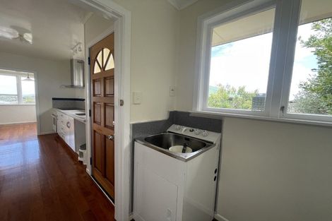 Photo of property in 2/42 Bruce Road, Glenfield, Auckland, 0629