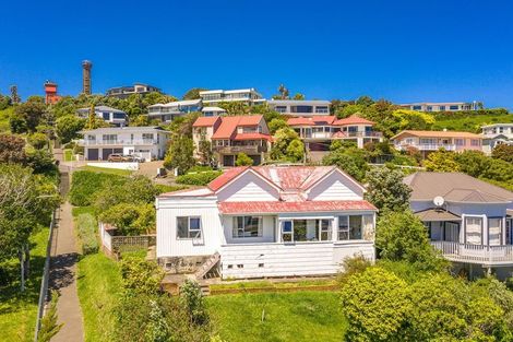 Photo of property in 30 Hipango Terrace, Durie Hill, Whanganui, 4500