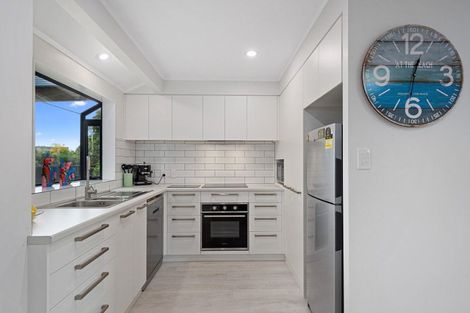 Photo of property in 11a Kane Road, Papamoa Beach, Papamoa, 3118