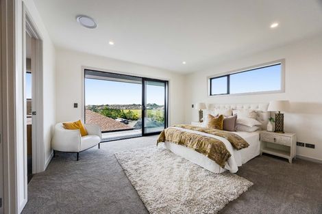 Photo of property in 32 Grut Greens, Silverdale, 0932