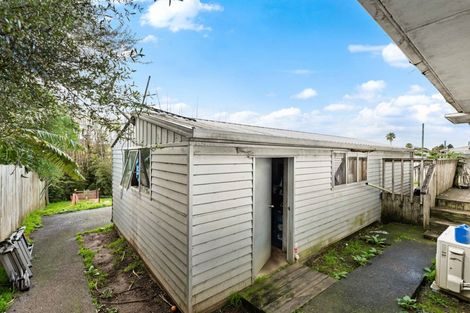 Photo of property in 39 Blake Road, Mangere East, Auckland, 2024