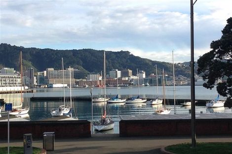 Photo of property in 1/130 Oriental Parade, Oriental Bay, Wellington, 6011