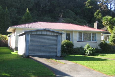 Photo of property in 43 Gillespies Road, Birchville, Upper Hutt, 5018