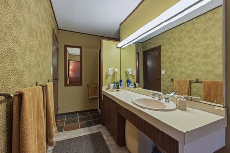 Photo of property in 2 Exeter Place, Tihiotonga, Rotorua, 3015