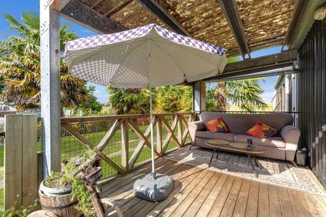 Photo of property in 6 Nikau Place, Edgecumbe, 3120