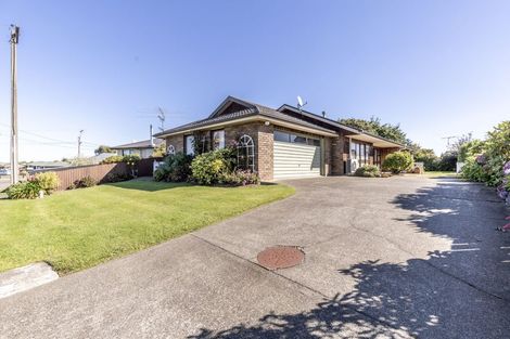 Photo of property in 105 Edinburgh Crescent, Waikiwi, Invercargill, 9810