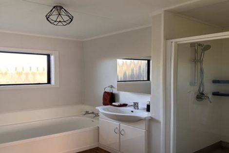 Photo of property in 1 Perry Crescent, Greenmeadows, Napier, 4112