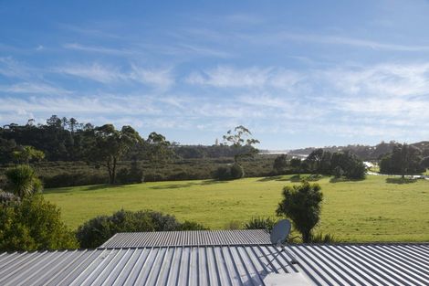 Photo of property in 1/16 Noall Street, Te Atatu Peninsula, Auckland, 0610