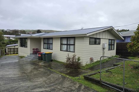 Photo of property in 144 Driver Crescent, Cannons Creek, Porirua, 5024