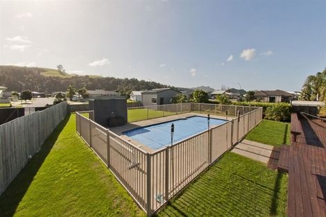 Photo of property in 6 Clipper Place, Whitianga, 3510